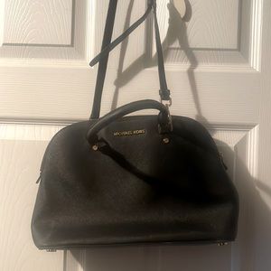 Michael Kors  tote/crossbody purse!